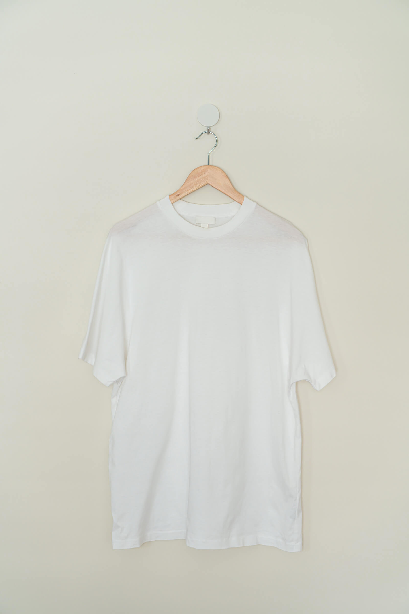 T-Shirt / White